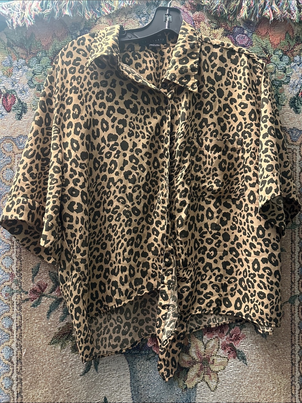 Sanctuary leopard print top